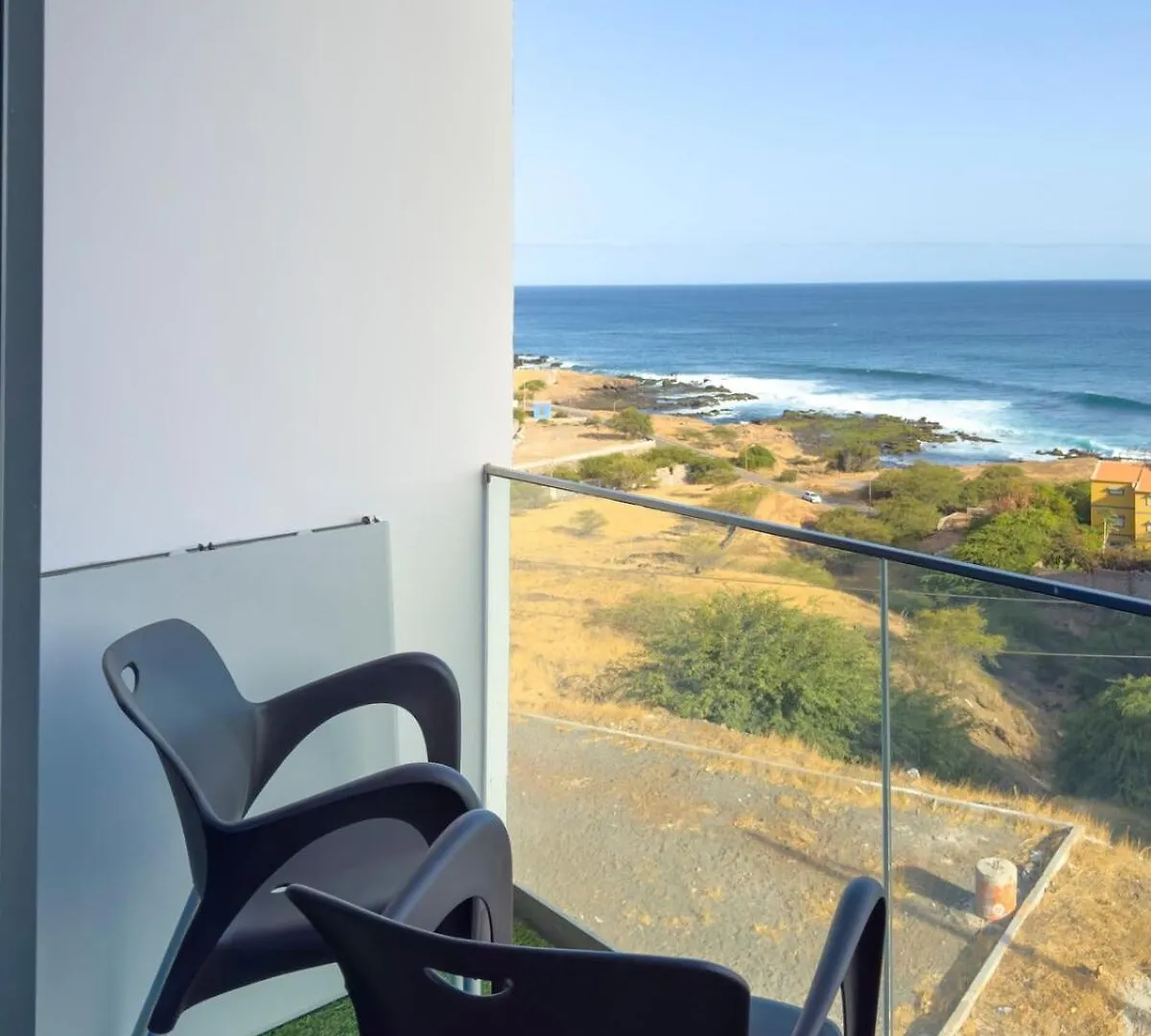 Apartment 3-Bdr Apt With Fantastic Seaview - Lcgr Praia