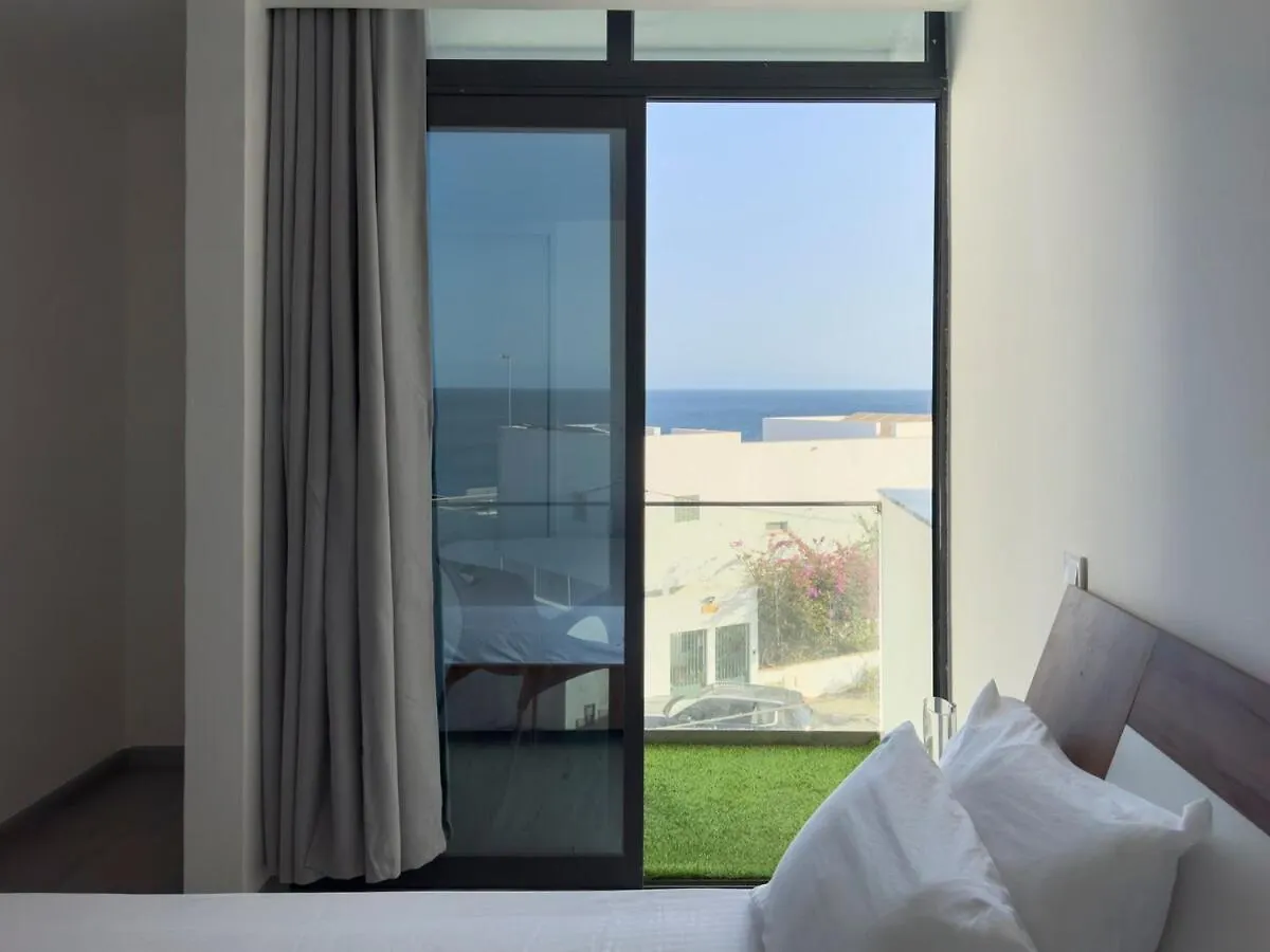 3-Bdr Apt With Fantastic Seaview - Lcgr Praia 0*,  Cape Verde